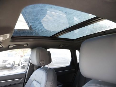 Used 2025 Audi Q3 2.0T Premium image 16