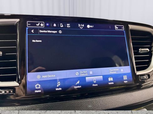 Used 2023 Chrysler Pacifica Touring-L FWD image 33