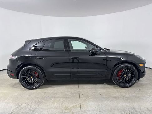 New 2026 Porsche Macan GTS image 8