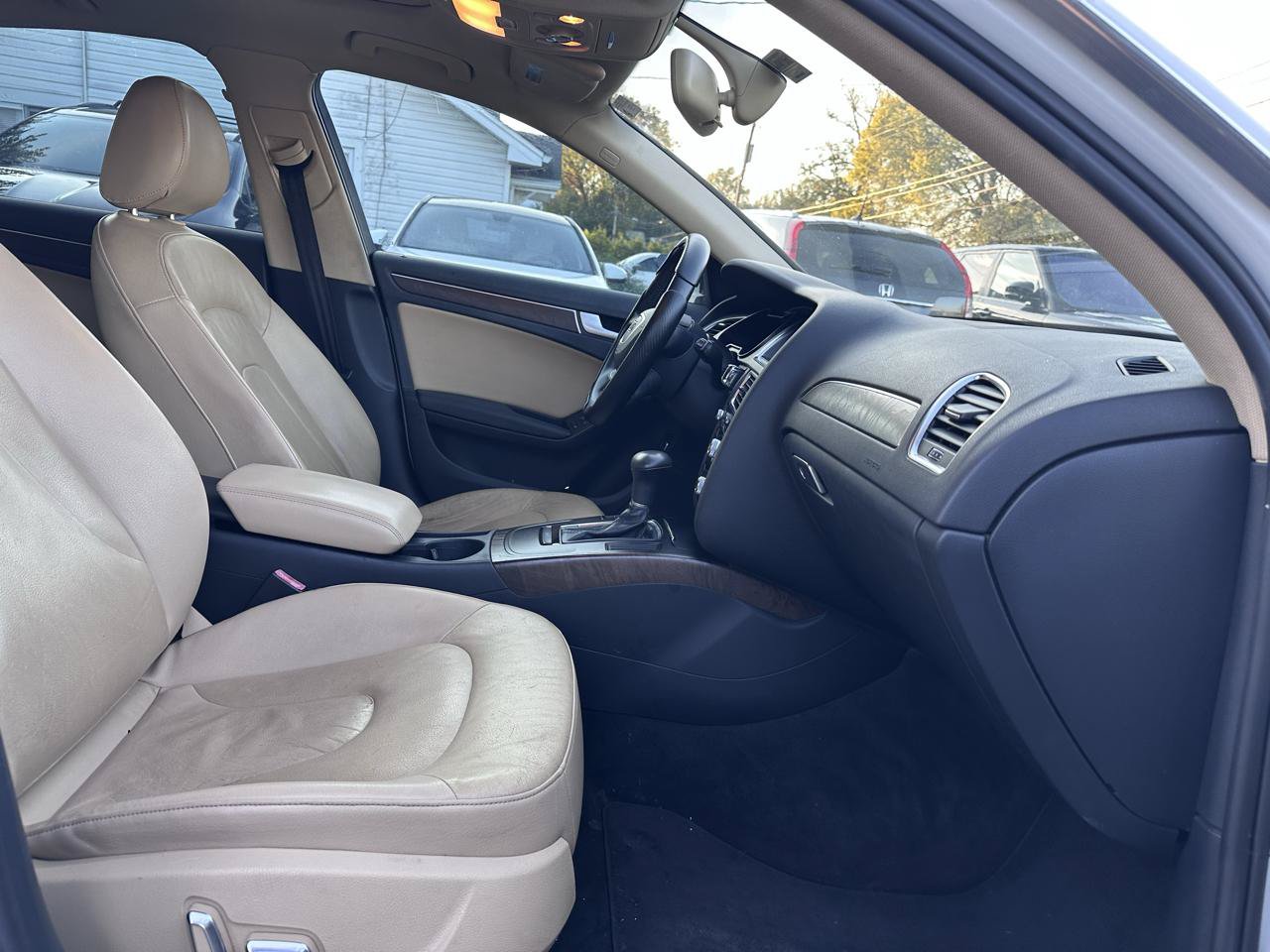 Used 2013 Audi A4 2.0T Premium w/ Convenience Pkg FWD image 11