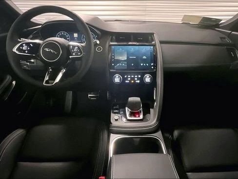 New 2024 Jaguar E-PACE R-Dynamic SE image 6