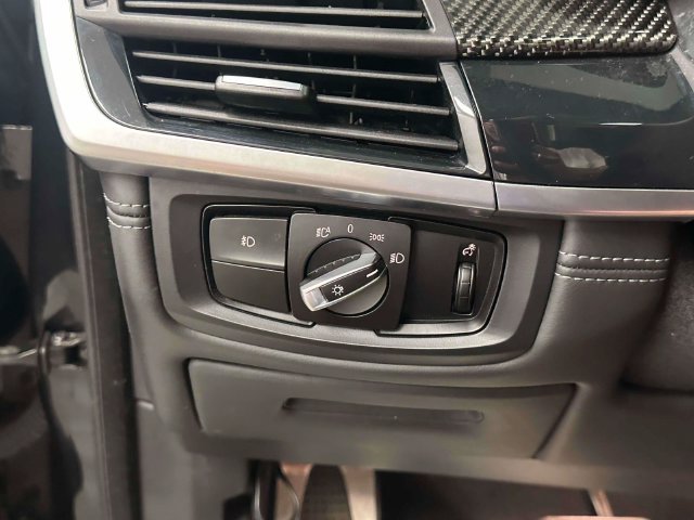 Used 2017 BMW X5 M AWD/4WD image 36