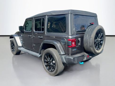 Used 2023 Jeep Wrangler Unlimited Sahara AWD/4WD image 5