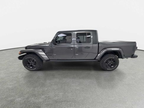 Used 2023 Jeep Gladiator Sport AWD/4WD image 5