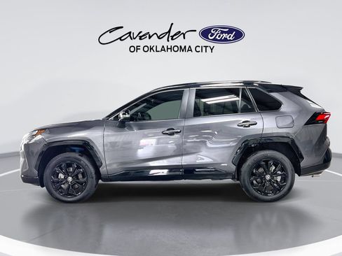Used 2024 Toyota RAV4 XSE AWD/4WD image 5