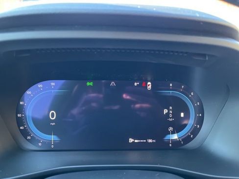 Certified 2023 Volvo XC40 B5 Plus w/ Climate Package image 31