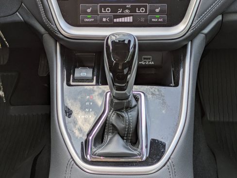 Used 2024 Subaru Outback Premium AWD/4WD image 15