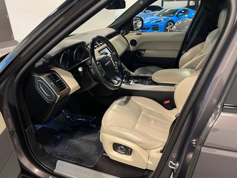 Used 2016 Land Rover Range Rover Sport Supercharged image 10