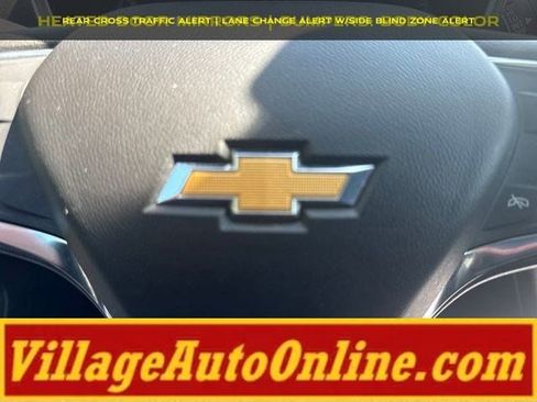 Used 2018 Chevrolet Equinox LT AWD/4WD image 19