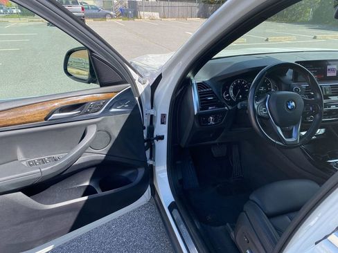 Used 2019 BMW X3 xDrive30i w/ Driving Assistance Package image 10