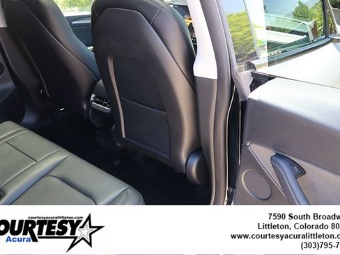 Used 2024 Tesla Model Y Long Range AWD/4WD image 29