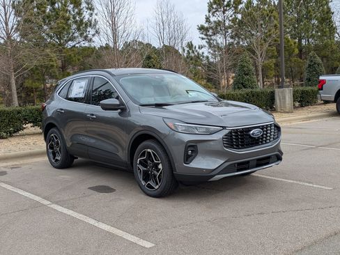 New 2026 Ford Escape Platinum w/ Premium Technology Package image 2