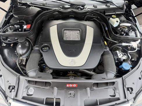 Used 2011 Mercedes-Benz C 300 4MATIC Sedan image 16