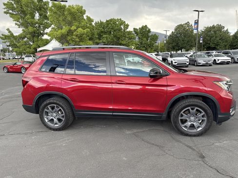 Certified 2024 Honda Passport TrailSport image 6