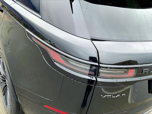 New 2026 Land Rover Range Rover Velar Dynamic SE image 5