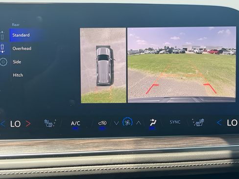 Used 2025 Chevrolet Tahoe LT AWD/4WD image 28
