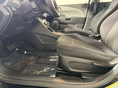 Used 2012 Chevrolet Sonic LT image 20