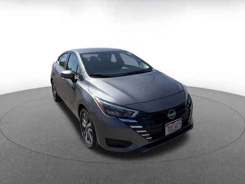 Used 2025 Nissan Versa SV FWD image 3