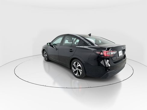 Used 2023 Subaru Legacy Premium image 6