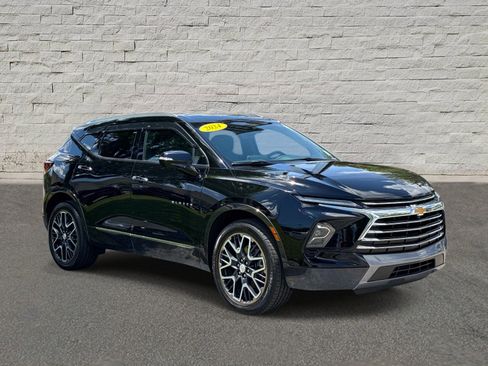 Used 2024 Chevrolet Blazer Premier w/ Driver Confidence II Package FWD image 6