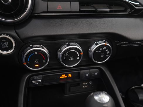 Used 2023 MAZDA MX-5 Miata Grand Touring RWD image 18