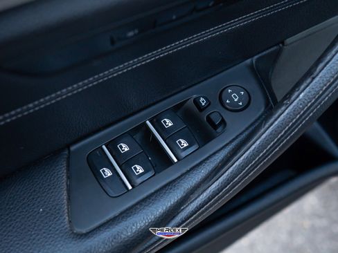 Used 2018 BMW 530e w/ Premium Package 2 RWD image 42