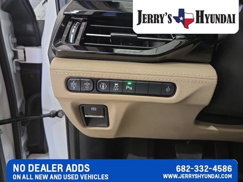 Used 2025 Acura MDX SH-AWD w/ Advance Package image 13