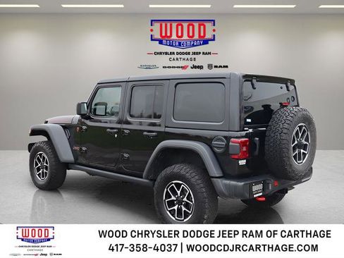 Used 2025 Jeep Wrangler Unlimited Rubicon AWD/4WD image 6