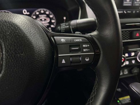 Used 2023 Honda Civic Touring image 22