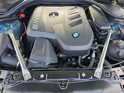 Used 2025 BMW 530i RWD image 31