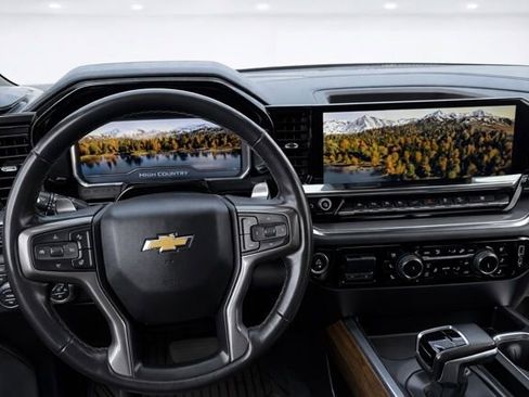 Used 2023 Chevrolet Silverado 1500 High Country w/ Technology Package image 21