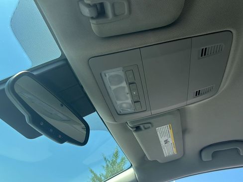 Used 2013 Buick Verano Convenience FWD image 36