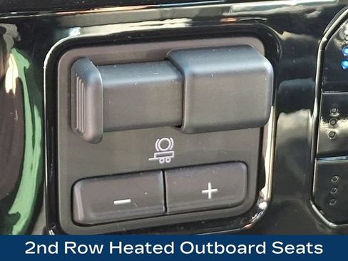 Used 2023 Chevrolet Silverado 1500 LTZ AWD/4WD image 18