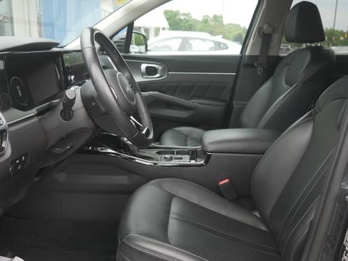Used 2023 Kia Sorento SX AWD/4WD image 39