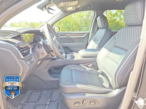 New 2026 GMC Acadia Denali w/ Super Cruise Package AWD/4WD image 17