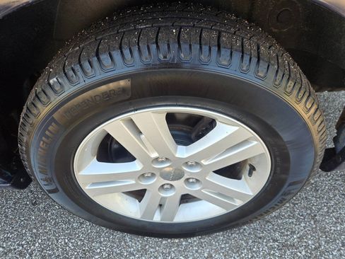 Used 2012 Dodge Grand Caravan Crew w/ Crew Value Pkg FWD image 37