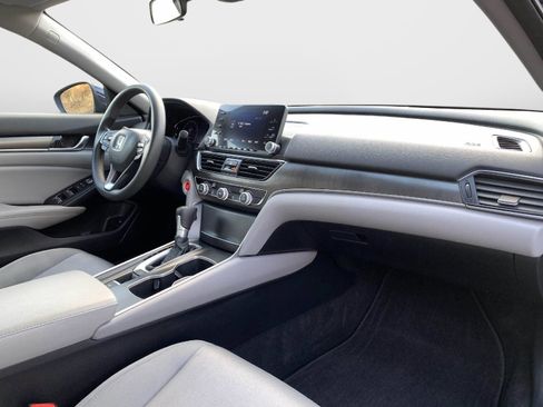 Used 2019 Honda Accord LX image 39