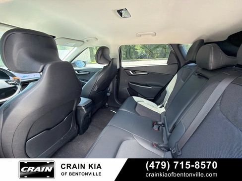 Used 2024 Kia EV6 Light RWD image 12