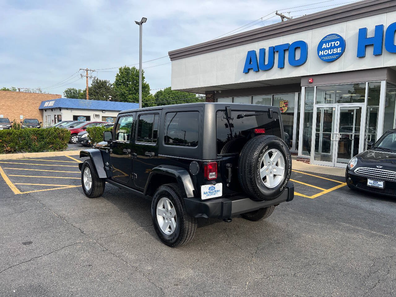 Used 2014 Jeep Wrangler Unlimited Sport AWD/4WD image 11