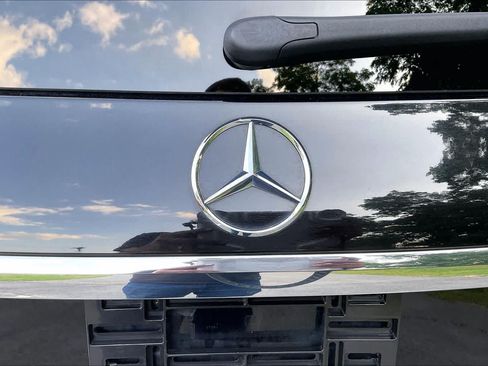 Used 2021 Mercedes-Benz GLS 580 4MATIC image 32