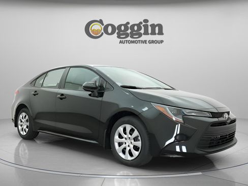 New 2026 Toyota Corolla LE image 25