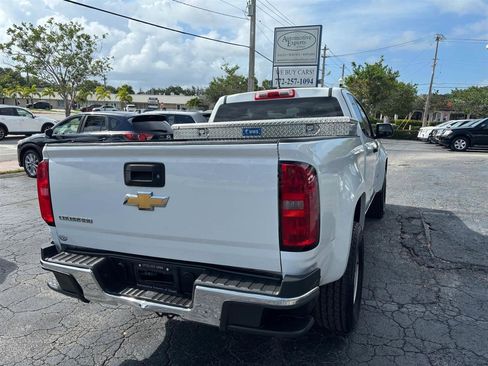 Used 2018 Chevrolet Colorado W/T RWD image 5