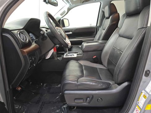Used 2019 Toyota Tundra Limited w/ Limited Premium Package AWD/4WD image 21
