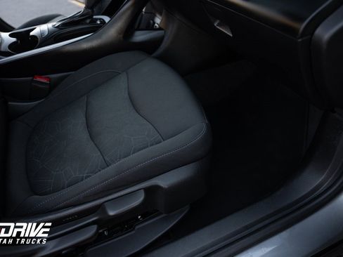 Used 2018 Chevrolet Volt LT image 13