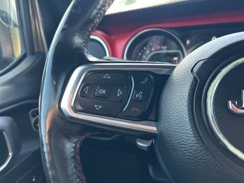 Used 2019 Jeep Wrangler Unlimited Rubicon w/ Dual Top Group AWD/4WD image 25