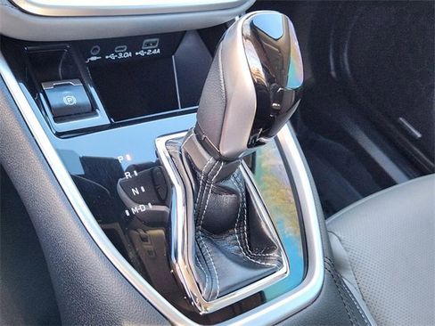 Used 2023 Subaru Outback Limited XT image 18