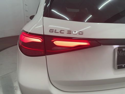 New 2026 Mercedes-Benz GLC 300 image 28