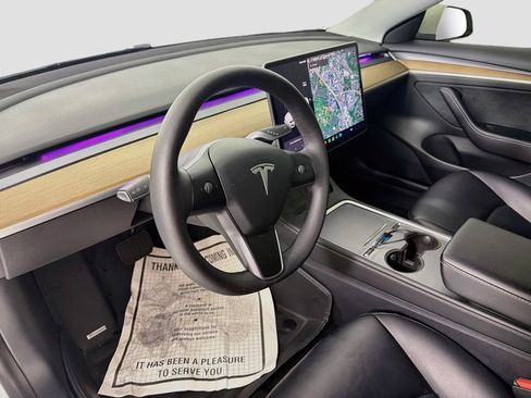Used 2021 Tesla Model 3 Long Range AWD/4WD image 9