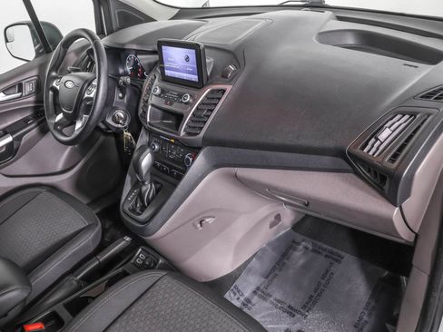 Used 2022 Ford Transit Connect XLT image 40
