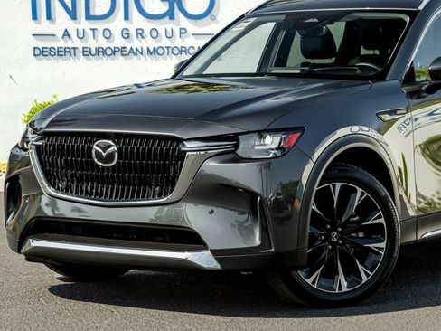 Used 2024 MAZDA CX-90 Plug-In Hybrid w/ Premium Pkg AWD/4WD image 2